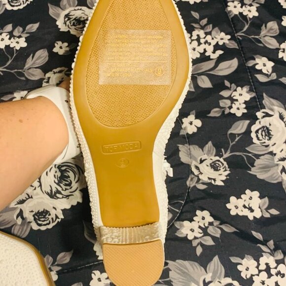NEW-Top Moda White Textured Ankle Boots SZ 9 - Picture 5 of 8